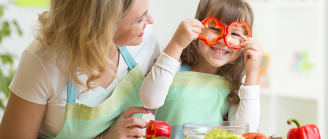 enfant mange légumes